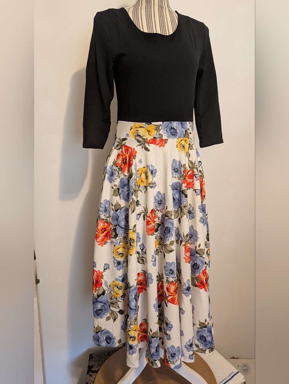 Black & Floral Midi Dress Women Small Pockets New
